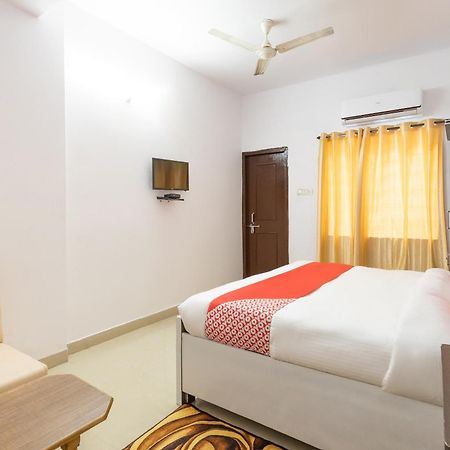 Hotel O Golden Star Бопал Екстериор снимка