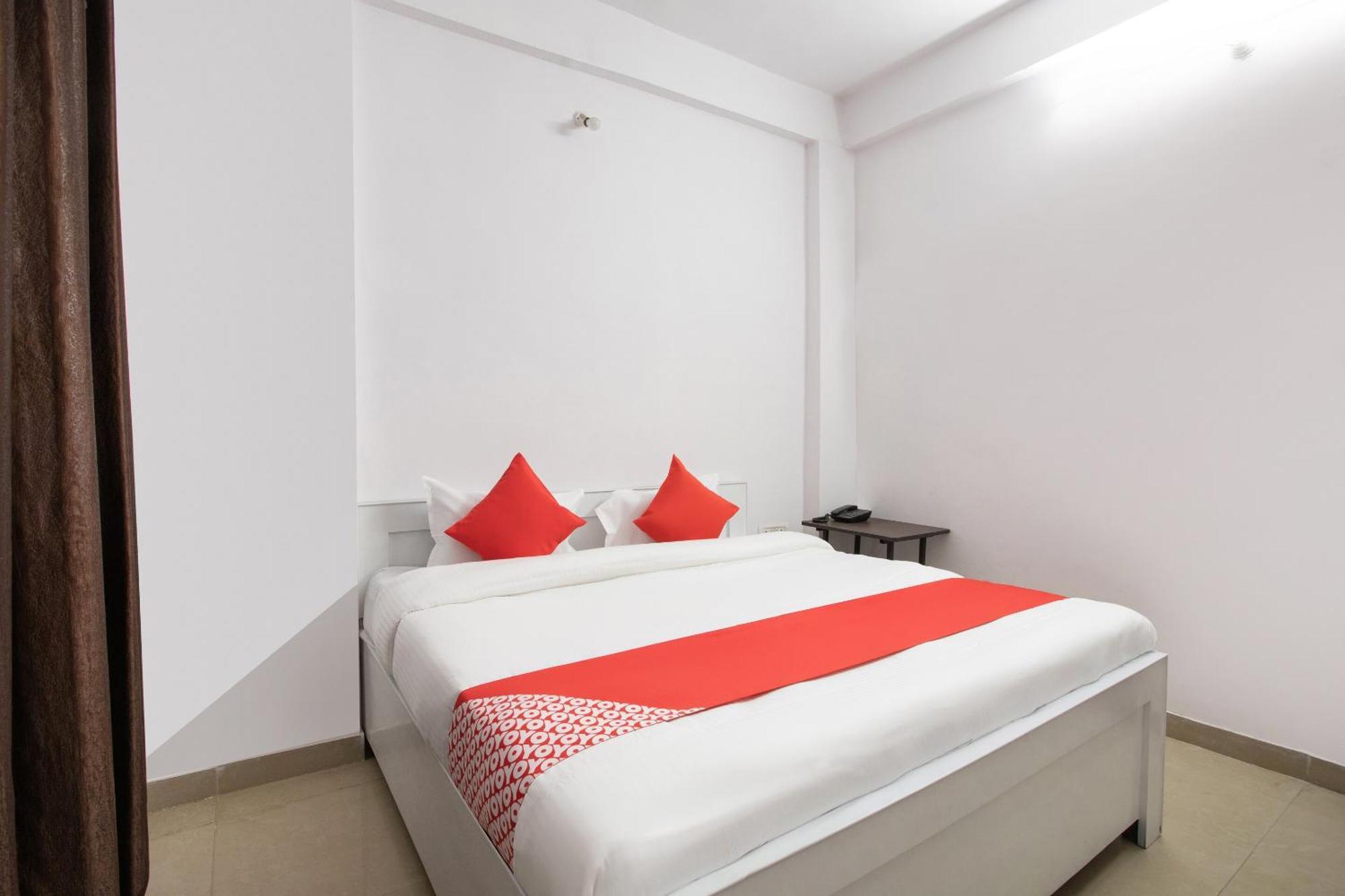 Hotel O Golden Star Бопал Екстериор снимка